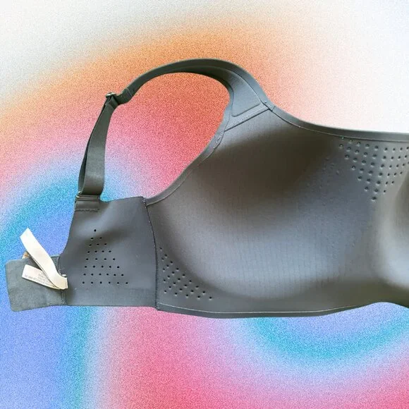 NWOT VICTORIA'S SECRET VSX Featherweight Max™ Sports Bra Gray Grey 32DDD / 32F - Picture 8 of 9